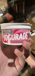 Yogur Semidescremado de Frutilla x 150 ml (Yogurade)